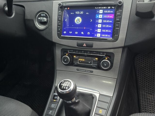 Фольксваген Пассат Вариант 2011 в Черновцах на Automoto.ua Белый Фольксваген Пассат Вариант, объемом двигателя 1.6 л и пробегом 234 тыс. км за 7500 $, фото 4 на Automoto.ua