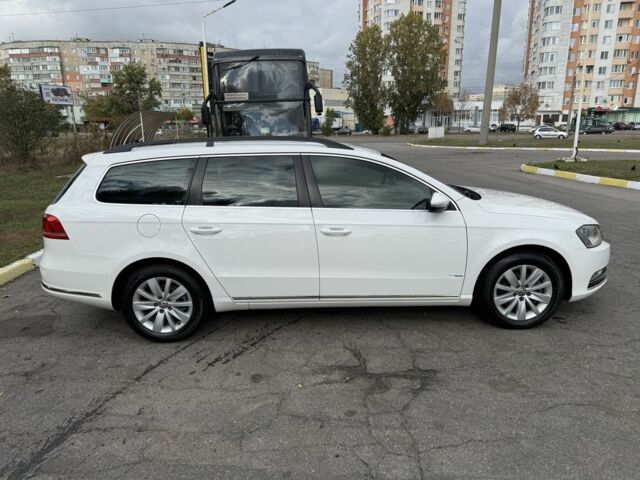 Фольксваген Пассат Вариант 2011 в Полтаве на Automoto.ua Белый Фольксваген Пассат Вариант, объемом двигателя 1.6 л и пробегом 216 тыс. км за 9000 $, фото 3 на Automoto.ua
