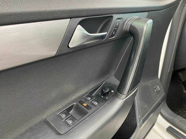 Фольксваген Пассат Вариант 2011 в Киеве на Automoto.ua Белый Фольксваген Пассат Вариант, объемом двигателя 1.4 л и пробегом 313 тыс. км за 7590 $, фото 14 на Automoto.ua