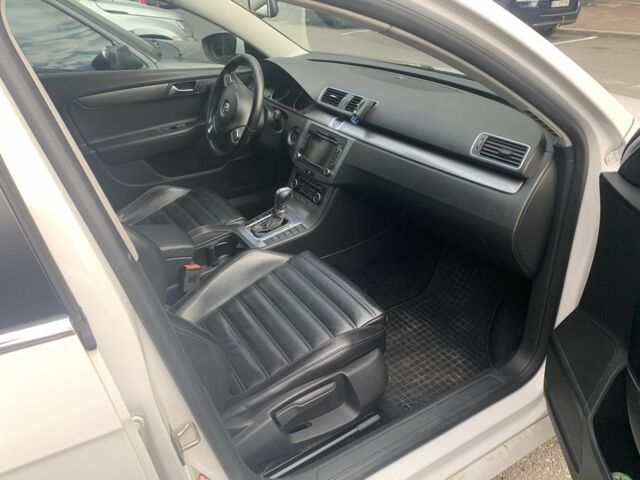 Фольксваген Пассат Вариант 2011 в Львове на Automoto.ua Белый Фольксваген Пассат Вариант, объемом двигателя 2 л и пробегом 305 тыс. км за 10500 $, фото 5 на Automoto.ua