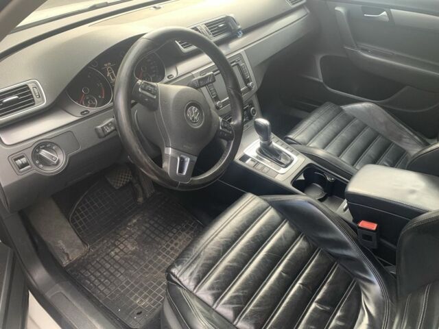 Фольксваген Пассат Вариант 2011 в Львове на Automoto.ua Белый Фольксваген Пассат Вариант, объемом двигателя 2 л и пробегом 305 тыс. км за 10500 $, фото 7 на Automoto.ua