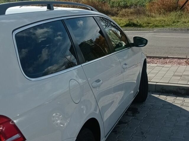 Белый Фольксваген Пассат Вариант, объемом двигателя 2 л и пробегом 330 тыс. км за 10499 $, фото 10 на Automoto.ua