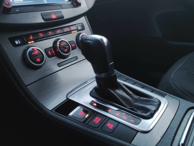 Білий Фольксваген Пассат Варіант, об'ємом двигуна 1.4 л та пробігом 257 тис. км за 6750 $, фото 10 на Automoto.ua