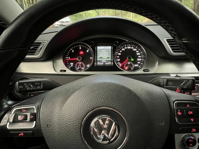 Белый Фольксваген Пассат Вариант, объемом двигателя 2 л и пробегом 295 тыс. км за 13200 $, фото 5 на Automoto.ua