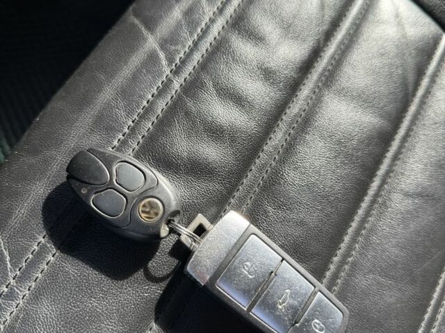 Белый Фольксваген Пассат Вариант, объемом двигателя 2 л и пробегом 320 тыс. км за 11111 $, фото 23 на Automoto.ua