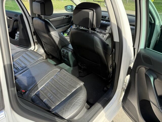 Белый Фольксваген Пассат Вариант, объемом двигателя 2 л и пробегом 320 тыс. км за 11111 $, фото 20 на Automoto.ua