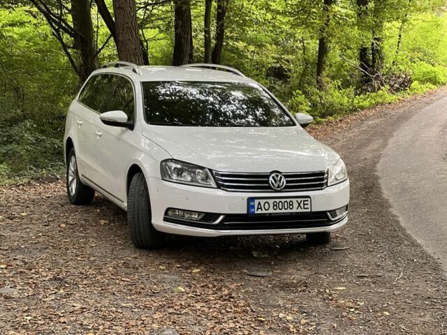 Белый Фольксваген Пассат Вариант, объемом двигателя 2 л и пробегом 295 тыс. км за 13200 $, фото 6 на Automoto.ua