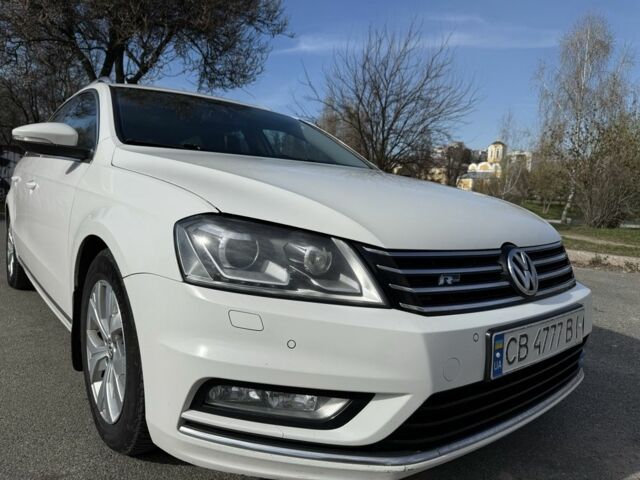 Белый Фольксваген Пассат Вариант, объемом двигателя 2 л и пробегом 320 тыс. км за 11111 $, фото 3 на Automoto.ua