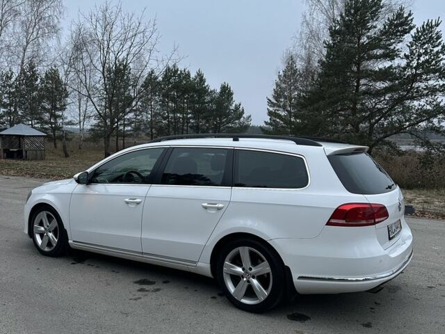 Білий Фольксваген Пассат Варіант, об'ємом двигуна 2 л та пробігом 315 тис. км за 5449 $, фото 2 на Automoto.ua