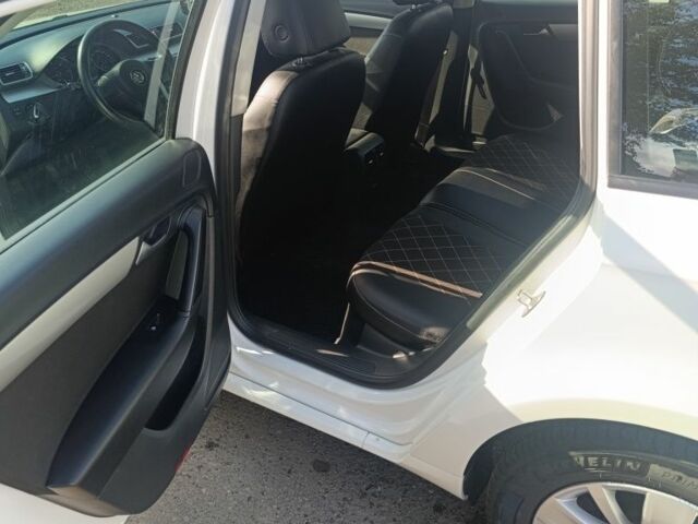 Білий Фольксваген Пассат Варіант, об'ємом двигуна 1.6 л та пробігом 320 тис. км за 9200 $, фото 7 на Automoto.ua