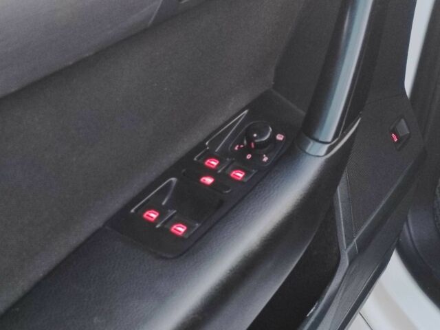 Білий Фольксваген Пассат Варіант, об'ємом двигуна 1.4 л та пробігом 257 тис. км за 6750 $, фото 8 на Automoto.ua