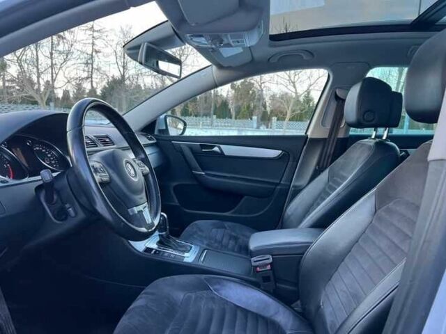 Белый Фольксваген Пассат Вариант, объемом двигателя 2 л и пробегом 238 тыс. км за 7200 $, фото 3 на Automoto.ua