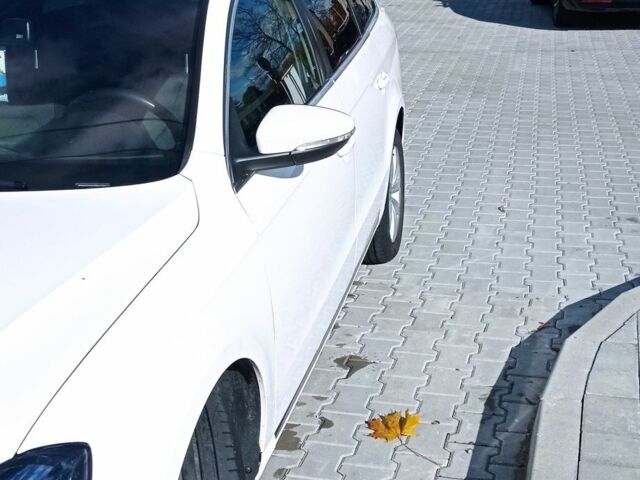 Белый Фольксваген Пассат Вариант, объемом двигателя 2 л и пробегом 330 тыс. км за 10499 $, фото 5 на Automoto.ua