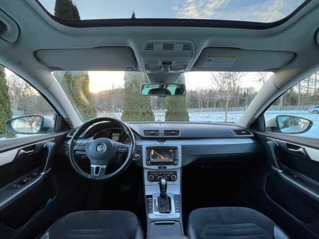 Белый Фольксваген Пассат Вариант, объемом двигателя 2 л и пробегом 238 тыс. км за 7200 $, фото 2 на Automoto.ua