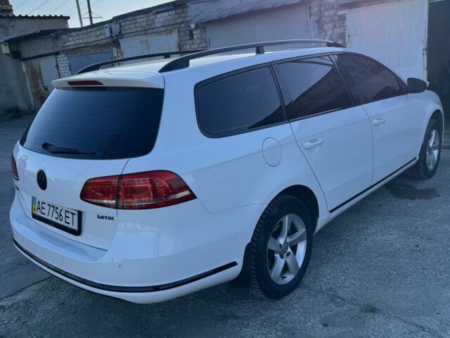 Белый Фольксваген Пассат Вариант, объемом двигателя 2 л и пробегом 200 тыс. км за 12500 $, фото 3 на Automoto.ua