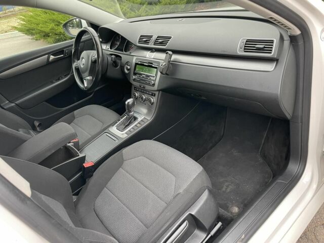 Фольксваген Пассат Варіант 2013 у Миколаєві на Automoto.ua Білий Фольксваген Пассат Варіант, об'ємом двигуна 2 л та пробігом 255 тис. км за 11600 $, фото 16 на Automoto.ua