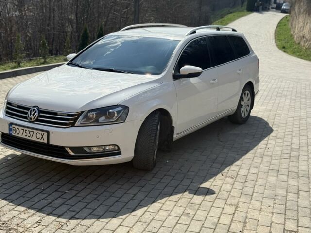 Білий Фольксваген Пассат Варіант, об'ємом двигуна 2 л та пробігом 230 тис. км за 9299 $, фото 1 на Automoto.ua