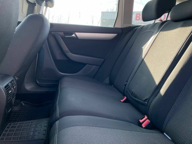 Белый Фольксваген Пассат Вариант, объемом двигателя 1.6 л и пробегом 310 тыс. км за 8700 $, фото 21 на Automoto.ua