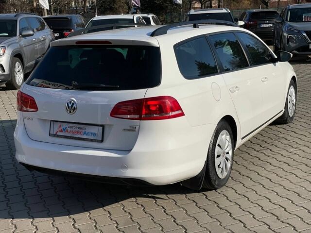 Белый Фольксваген Пассат Вариант, объемом двигателя 1.6 л и пробегом 310 тыс. км за 8700 $, фото 6 на Automoto.ua