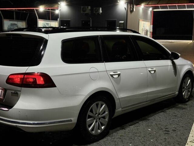 Білий Фольксваген Пассат Варіант, об'ємом двигуна 2 л та пробігом 270 тис. км за 9350 $, фото 2 на Automoto.ua