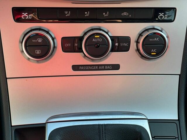 Белый Фольксваген Пассат Вариант, объемом двигателя 1.6 л и пробегом 310 тыс. км за 8700 $, фото 11 на Automoto.ua