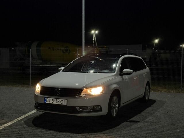 Білий Фольксваген Пассат Варіант, об'ємом двигуна 2 л та пробігом 270 тис. км за 9350 $, фото 4 на Automoto.ua