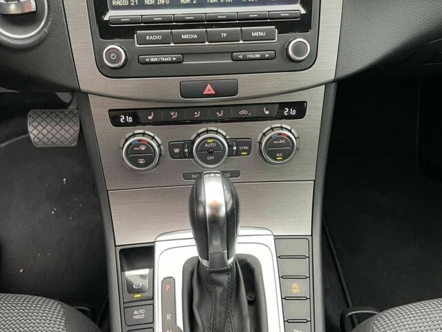 Фольксваген Пассат Варіант 2013 у Миколаєві на Automoto.ua Білий Фольксваген Пассат Варіант, об'ємом двигуна 2 л та пробігом 255 тис. км за 11600 $, фото 17 на Automoto.ua