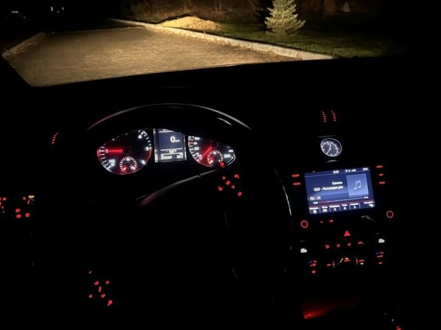 Белый Фольксваген Пассат Вариант, объемом двигателя 2 л и пробегом 270 тыс. км за 10300 $, фото 14 на Automoto.ua