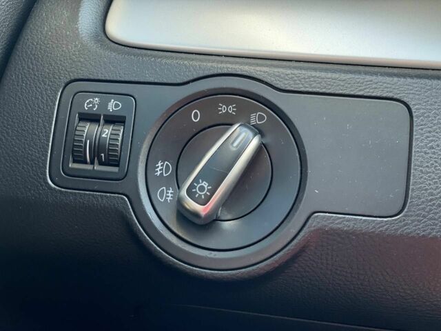 Белый Фольксваген Пассат Вариант, объемом двигателя 1.6 л и пробегом 310 тыс. км за 8700 $, фото 14 на Automoto.ua