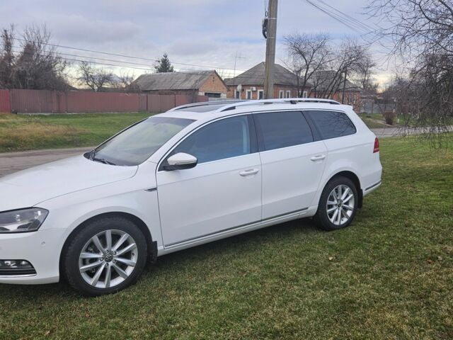 Белый Фольксваген Пассат Вариант, объемом двигателя 2 л и пробегом 240 тыс. км за 11800 $, фото 1 на Automoto.ua