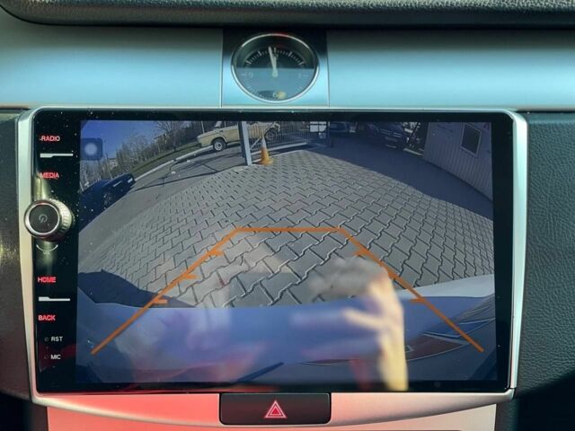 Белый Фольксваген Пассат Вариант, объемом двигателя 1.6 л и пробегом 310 тыс. км за 8700 $, фото 10 на Automoto.ua