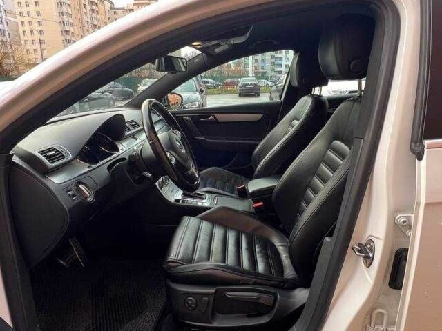 Білий Фольксваген Пассат Варіант, об'ємом двигуна 2 л та пробігом 266 тис. км за 12500 $, фото 18 на Automoto.ua