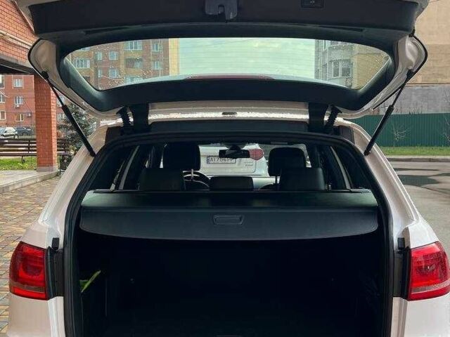 Білий Фольксваген Пассат Варіант, об'ємом двигуна 2 л та пробігом 266 тис. км за 12500 $, фото 9 на Automoto.ua