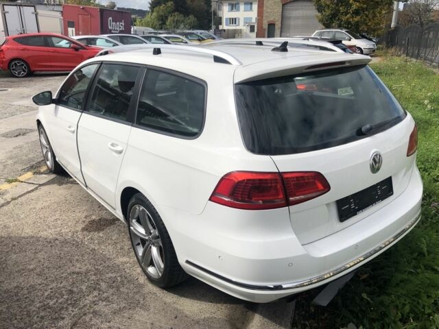 Білий Фольксваген Пассат Варіант, об'ємом двигуна 3.6 л та пробігом 177 тис. км за 3000 $, фото 7 на Automoto.ua