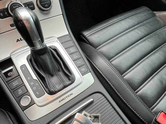 Білий Фольксваген Пассат Варіант, об'ємом двигуна 2 л та пробігом 266 тис. км за 12500 $, фото 23 на Automoto.ua