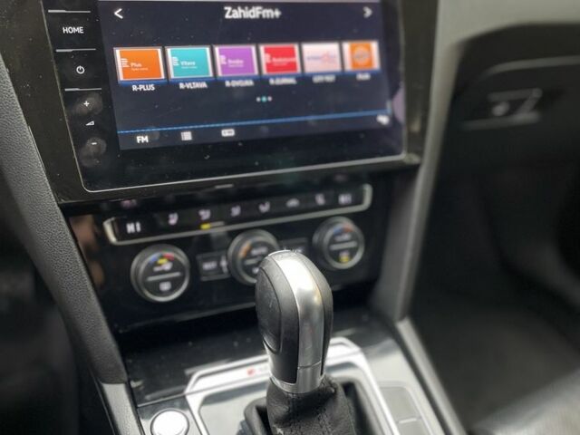 Белый Фольксваген Пассат Вариант, объемом двигателя 2 л и пробегом 275 тыс. км за 16000 $, фото 17 на Automoto.ua