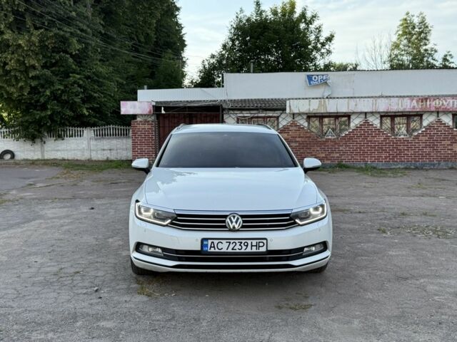 Білий Фольксваген Пассат Варіант, об'ємом двигуна 2 л та пробігом 330 тис. км за 11099 $, фото 2 на Automoto.ua