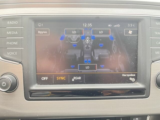 Білий Фольксваген Пассат Варіант, об'ємом двигуна 2 л та пробігом 315 тис. км за 12800 $, фото 6 на Automoto.ua