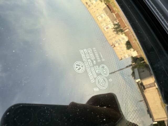 Білий Фольксваген Пассат Варіант, об'ємом двигуна 2 л та пробігом 330 тис. км за 11099 $, фото 11 на Automoto.ua