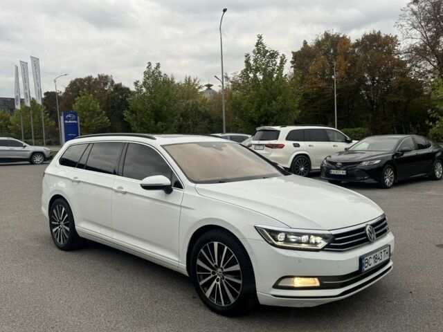 Білий Фольксваген Пассат Варіант, об'ємом двигуна 1.6 л та пробігом 216 тис. км за 13700 $, фото 12 на Automoto.ua