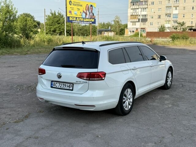 Білий Фольксваген Пассат Варіант, об'ємом двигуна 2 л та пробігом 330 тис. км за 11099 $, фото 7 на Automoto.ua