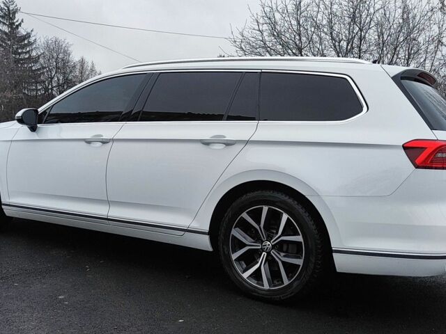 Білий Фольксваген Пассат Варіант, об'ємом двигуна 2 л та пробігом 252 тис. км за 16500 $, фото 4 на Automoto.ua