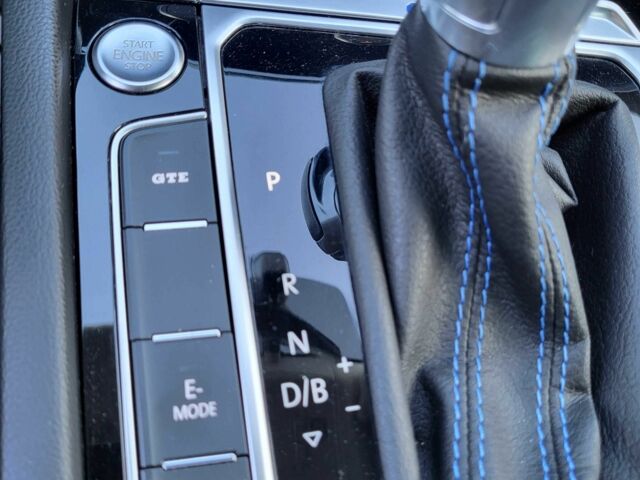 Фольксваген Пассат Вариант 2016 в Львове на Automoto.ua Белый Фольксваген Пассат Вариант, объемом двигателя 1.4 л и пробегом 275 тыс. км за 14400 $, фото 10 на Automoto.ua