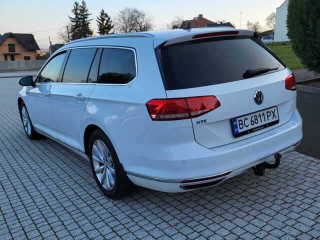 Фольксваген Пассат Вариант 2016 в Львове на Automoto.ua Белый Фольксваген Пассат Вариант, объемом двигателя 1.4 л и пробегом 275 тыс. км за 14400 $, фото 7 на Automoto.ua