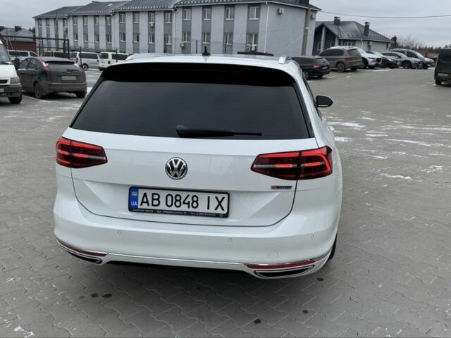 Белый Фольксваген Пассат Вариант, объемом двигателя 2 л и пробегом 263 тыс. км за 17800 $, фото 3 на Automoto.ua