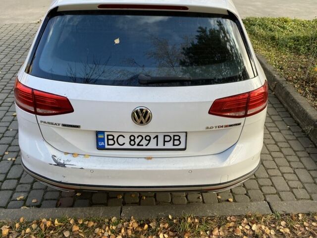 Білий Фольксваген Пассат Варіант, об'ємом двигуна 2 л та пробігом 250 тис. км за 16950 $, фото 1 на Automoto.ua