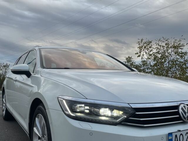 Білий Фольксваген Пассат Варіант, об'ємом двигуна 2 л та пробігом 250 тис. км за 14800 $, фото 5 на Automoto.ua