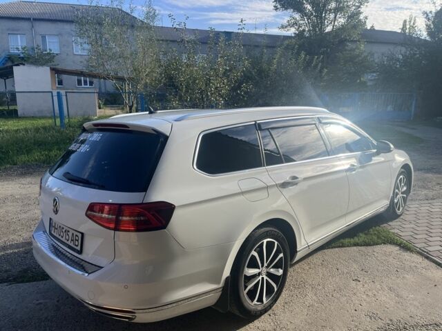 Білий Фольксваген Пассат Варіант, об'ємом двигуна 2 л та пробігом 295 тис. км за 16500 $, фото 3 на Automoto.ua