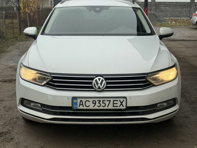 Белый Фольксваген Пассат Вариант, объемом двигателя 2 л и пробегом 340 тыс. км за 14300 $, фото 3 на Automoto.ua