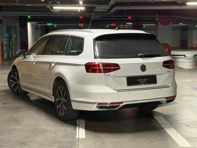 Белый Фольксваген Пассат Вариант, объемом двигателя 2 л и пробегом 168 тыс. км за 17300 $, фото 3 на Automoto.ua